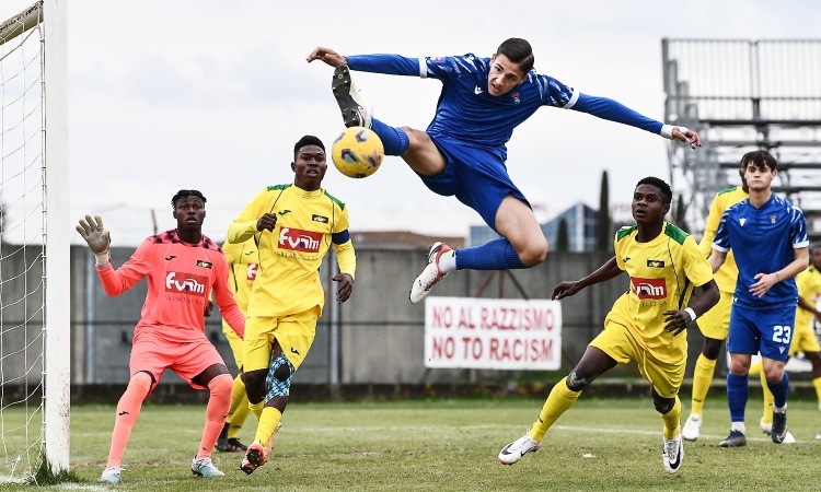 Viareggio Cup: Il sogno della D s’infrange dagli undici metri. Il Brazzaville vince 4-3 ai rigori