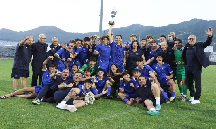 La Rappresentativa Under 17 concede il bis: battuta la Salernitana per 2-1, è di nuovo trionfo a Cava de’ Tirreni