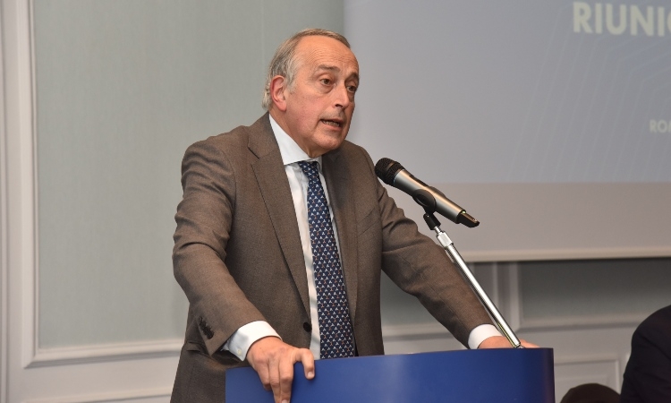 Approvata la proposta della LND per affidare la direzione di gara di amichevoli e tornei ai Dirigenti-Arbitri