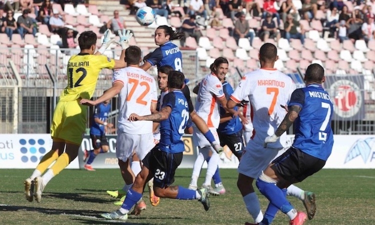 [In aggiornamento] Serie D: programma e arbitri della 22ª giornata, Pistoiese-Piacenza in diretta l'1 febbraio su Vivo Azzurro Tv. Cambia la sosta di marzo per la Viareggio Cup: il campionato si fermerà l'8 marzo