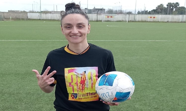 Serena D’Amico, 300 gol e un grande gesto: storia e cuore con la maglia del Lecce